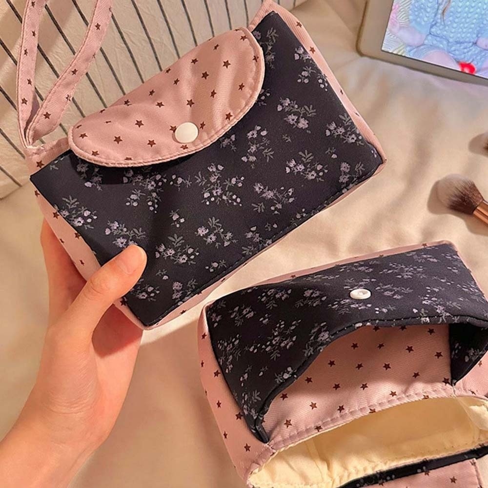 Paarse print bloemen make-up t - Lifestyle Of Korean recensie en prijs